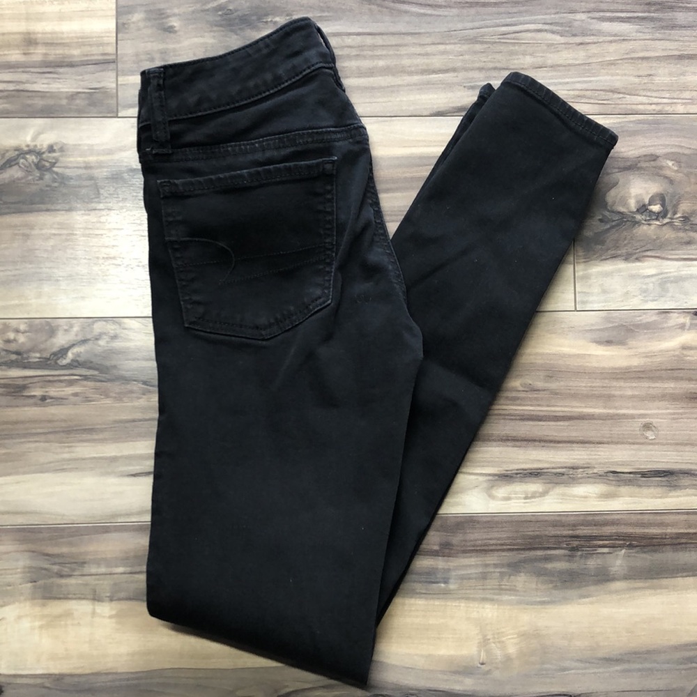 American Eagle Super Stretch Black Jeggings Jeans - Sz 2